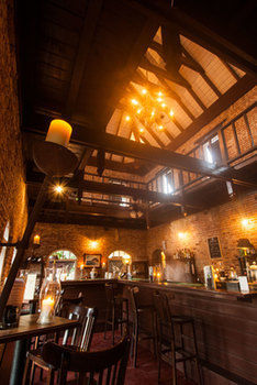 Hotel Bar