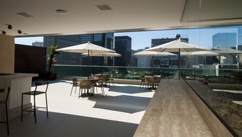 Poolside Bar
