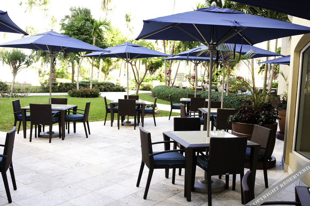 Outdoor Dining - Outdoor Dining