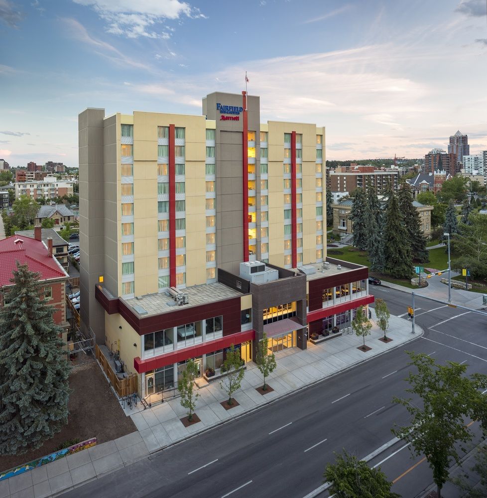 Fairfield Inn & Suites by Marriott Calgary Downtown image 1