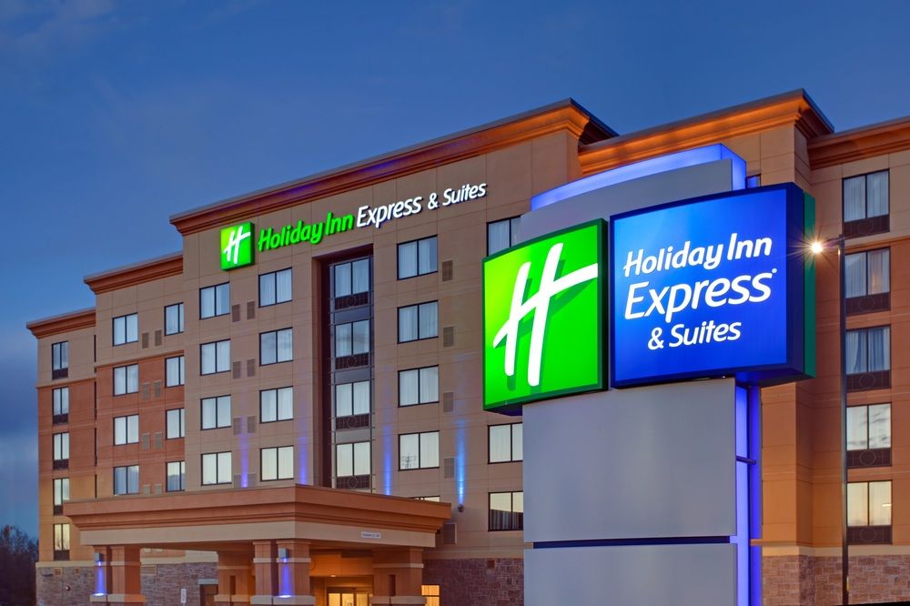 Holiday Inn Express Hotel & Suites Ottawa West-Nepean image 1