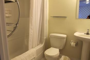 MacKenzie House Bed and Breakfast photo 2