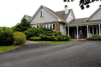 MacKenzie House Bed and Breakfast