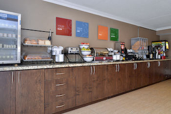 Hotel Comfort Inn Brampton photo 5