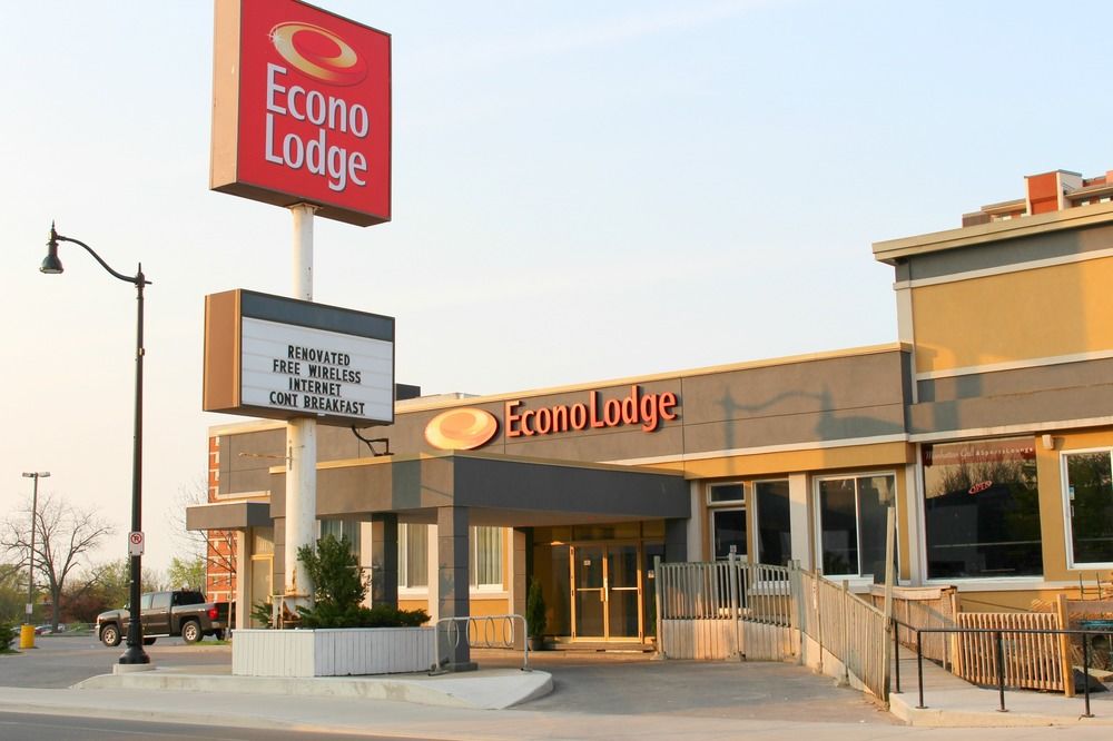 Econo Lodge City Centre image 1