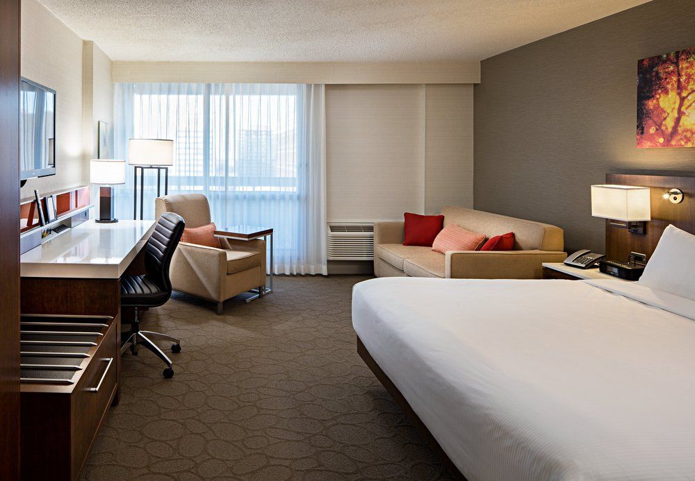 Delta Hotels by Marriott Winnipeg image 1