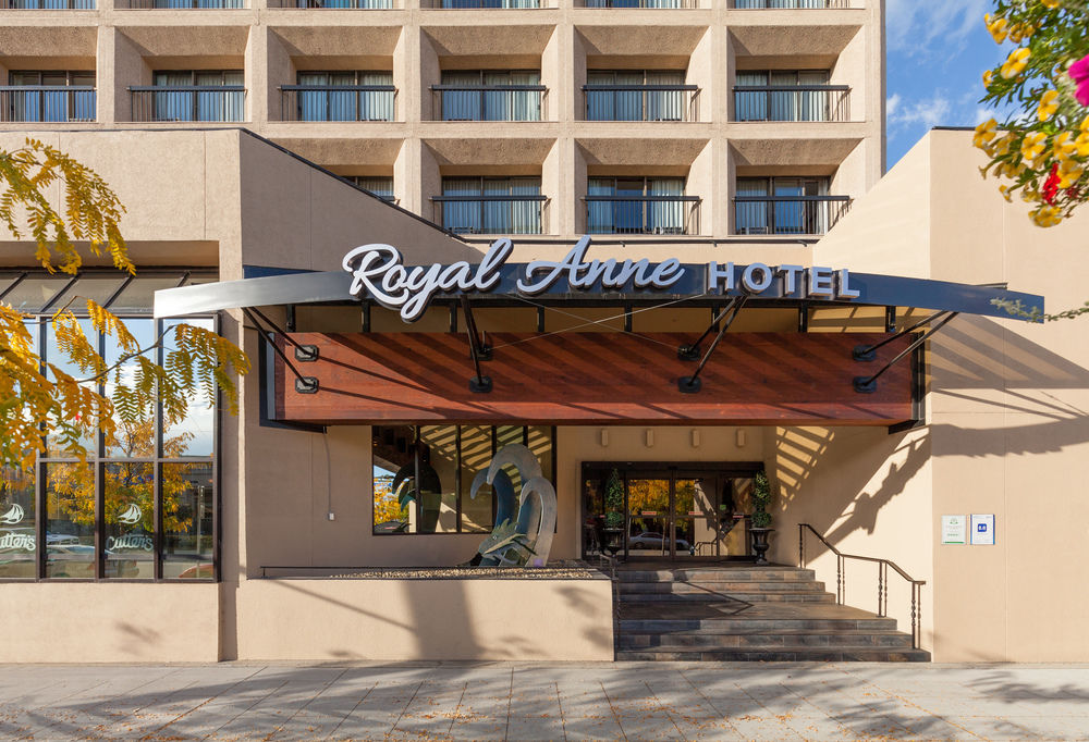 Royal Anne Hotel Kelowna Canada thumbnail