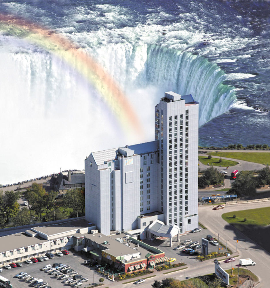The Oakes Hotel Overlooking the Falls Niagara Falls City Canada thumbnail