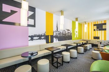 Hotel Lounge