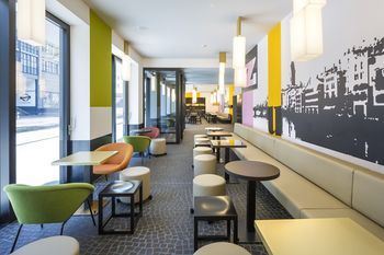 Hotel Lounge