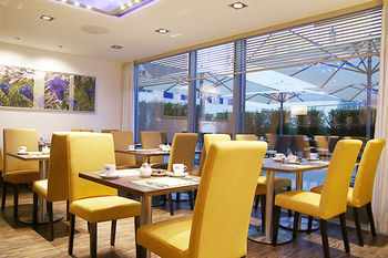 Food Court