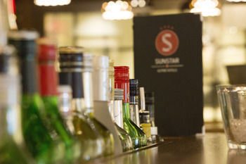 Hotel Bar