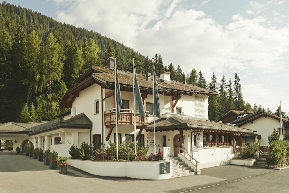 Arabella Hotel Waldhuus Swiss Quality Davos Switzerland thumbnail