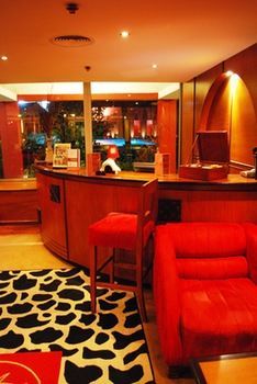 Hotel Lounge