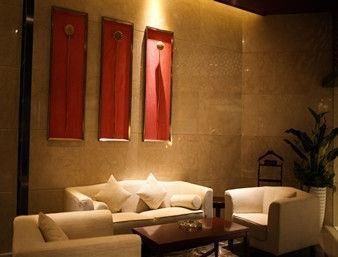 Ramada YangZhou BaoYing photo 2