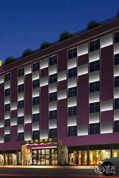 Constellation Hotel photo 2