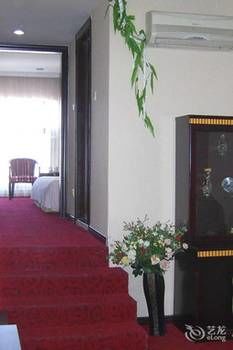 Qingdao High School Xianglan Hotel photo 2
