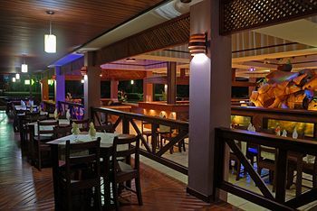 Hotel Lounge