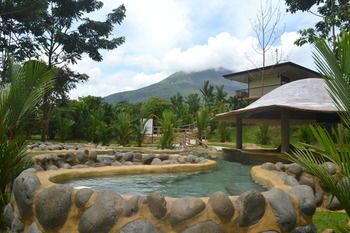 Poolside Bar