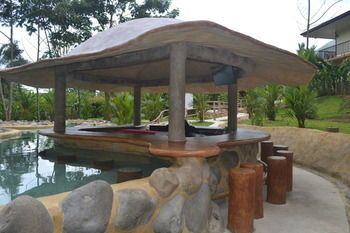Poolside Bar