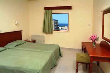Tropical Dreams Hotel Apartments photo 2