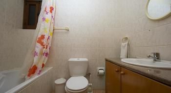 Georgias Apartments photo 2