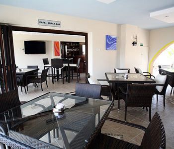 Avillion Holiday Apartments photo 5