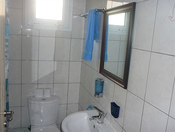 Latsia Budget Residences photo 4