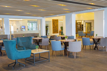 Hotel Lounge