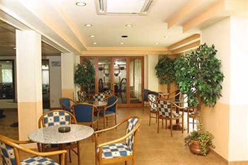 Hotel Lounge