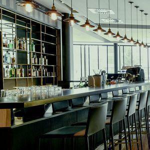 Hotel Bar