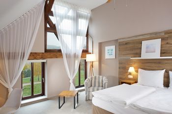Wellness Hotel & Golf Resort Cihelny カルロヴィ・ヴァリ州 Czech Republic thumbnail