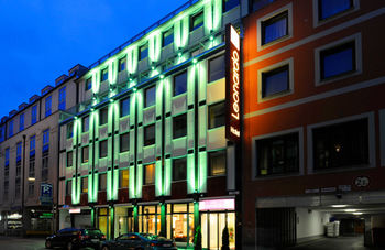 Leonardo Hotel München City Center - Tap to explore photos
