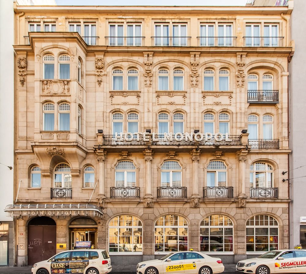 Hotel Monopol - Central Station image 1
