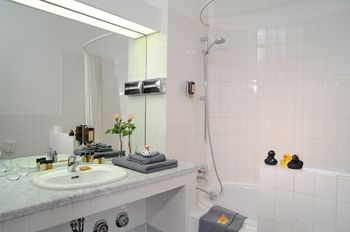 Villa Viktoria photo 3