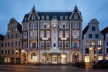 Hotel Front - Evening or Night