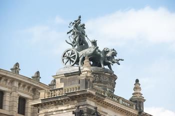 Dorint Hotel Dresden - Tap to explore photos
