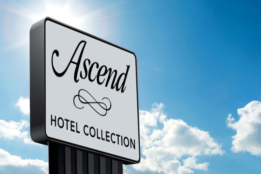 V8 Hotel Koln @MOTORWORLD an Ascend Hotel Collection Member image 1