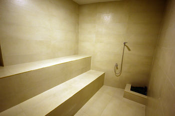 Steam Room