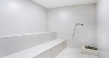 Steam Room