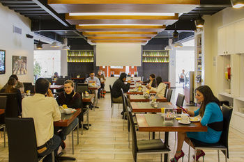 Food Court
