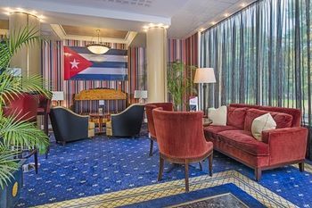 Hotel Bar