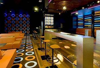 Hotel Lounge