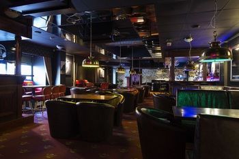 Hotel Bar