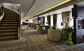 Executive Lounge
