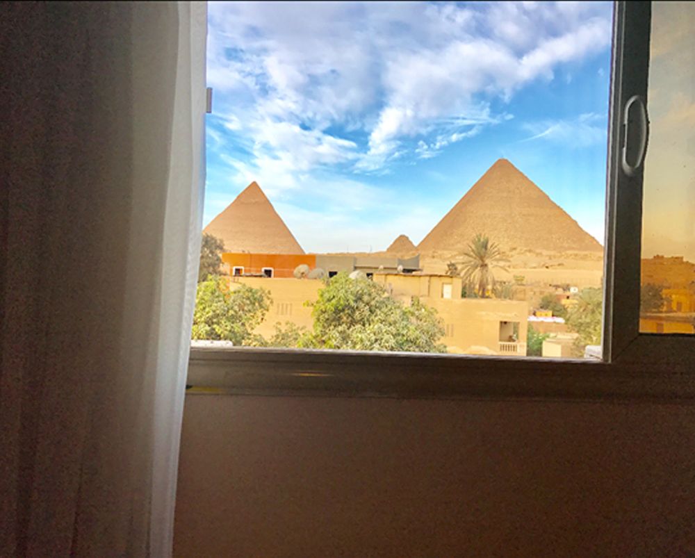 3 Pyramids View Inn image 1