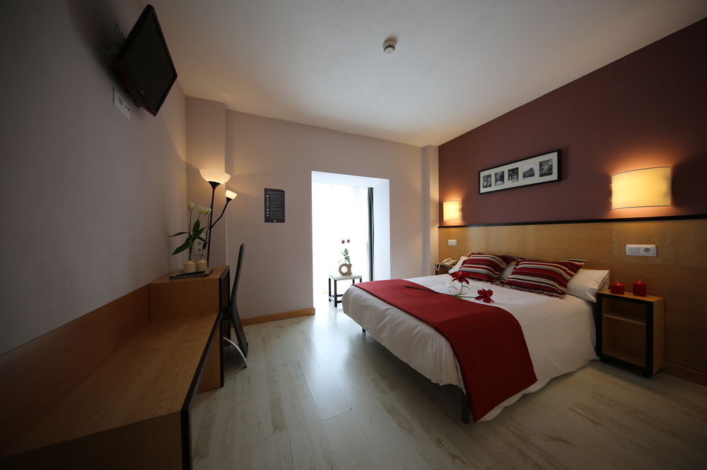 Hotel Alda Entrearcos image 1