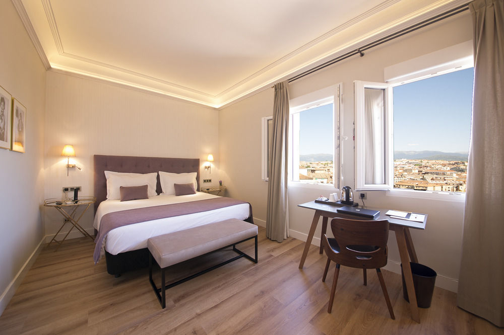 Hotel Real Segovia image 1
