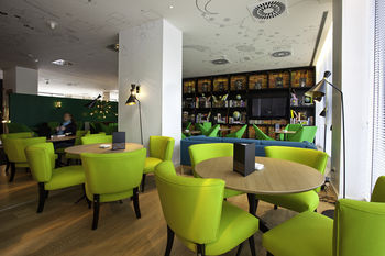 Hotel Lounge