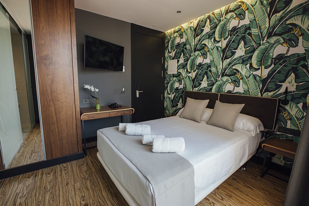 Malaga Premium Hotel image 1